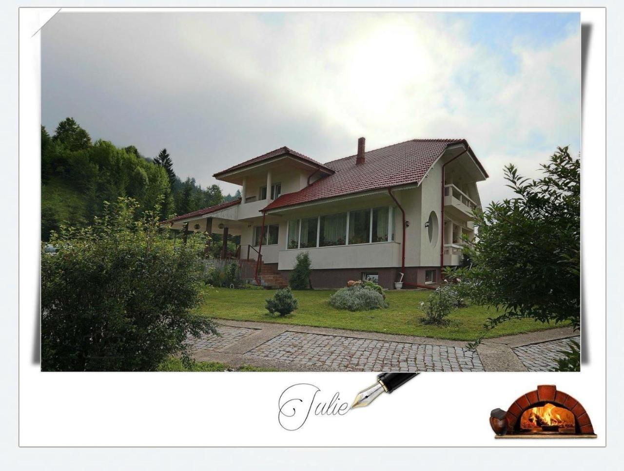 Pensiunea Aurora Izvorul Muntelui บีคาซ ภายนอก รูปภาพ